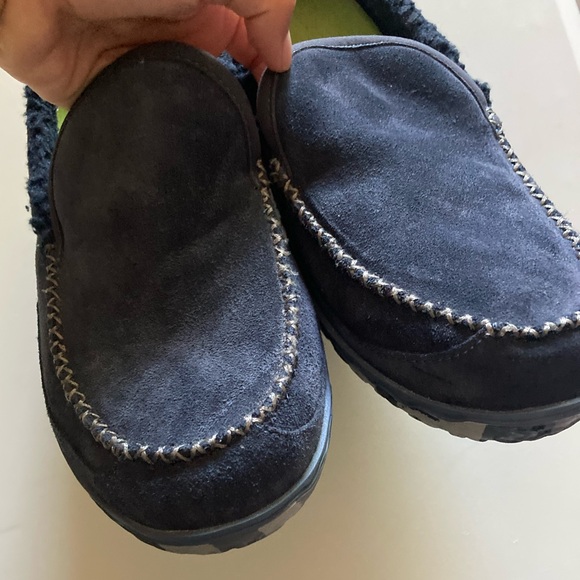 L.L Bean Mountain Slippers Suede Slip-On Fleece Lined Non-Slip Rubber Navy - Picture 3 of 11